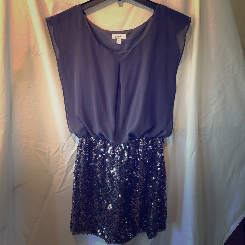 Gray dress / sequin bottom